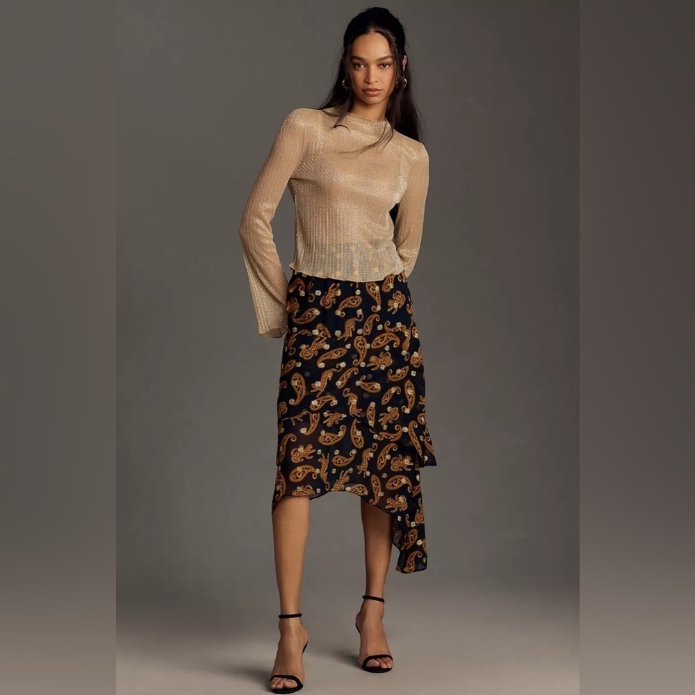 ❤️HP❤️ NWT Size M - Farm Rio Asymmetrical Tiered Midi Skirt